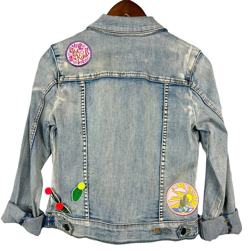 KUT from the Kloth Patch Jean Jacket Denim Button Light Wash - XS